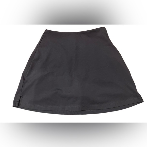 Girlfriend collective - moon color- size medium skort - Picture 1 of 5